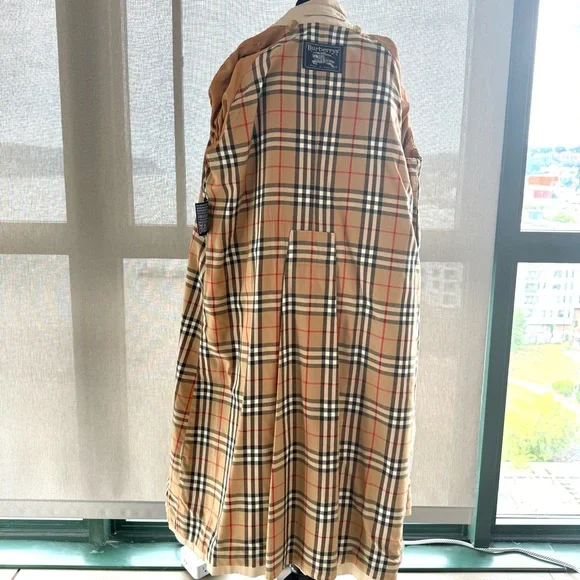 Vintage Burberry Trench Coat - Picture 10 of 16